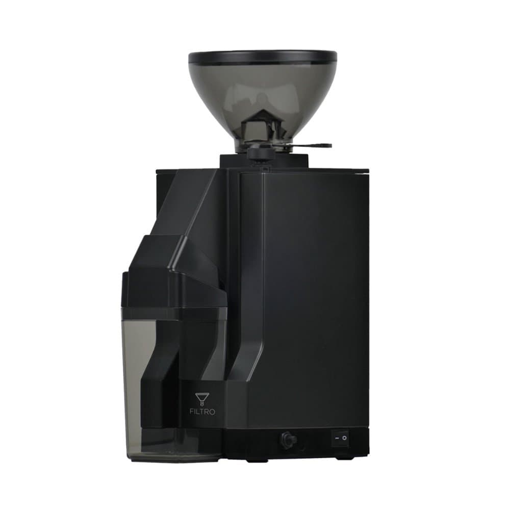 Eureka Mignon Filtro 50 Matt Black med kaffe