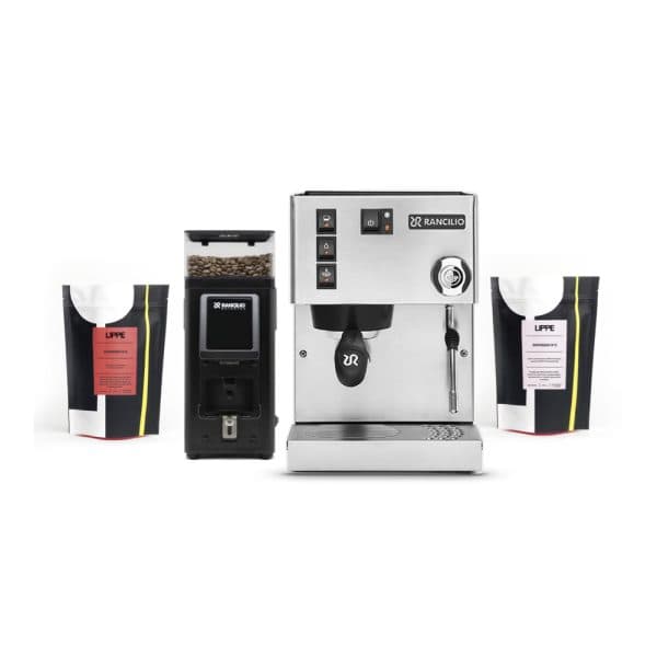 rancilio silvia espressomaskin med sort stile manuell kaffekvern og kaffe
